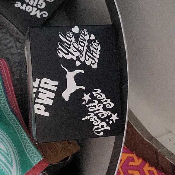 VICTORIA'S SECRET PINK - Picture 4 of 4